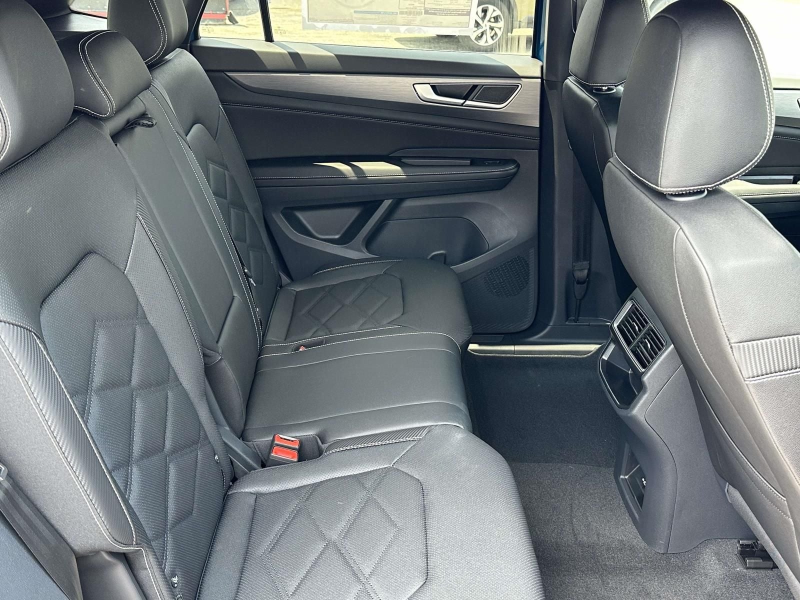 2026 Volkswagen Atlas Cross Sport 2.0T SE