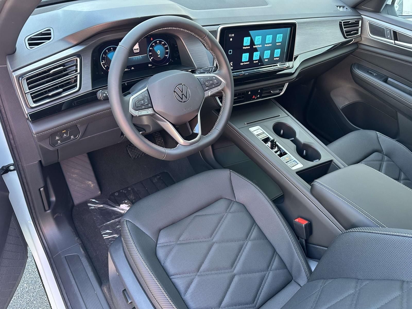 2026 Volkswagen Atlas Cross Sport 2.0T SE