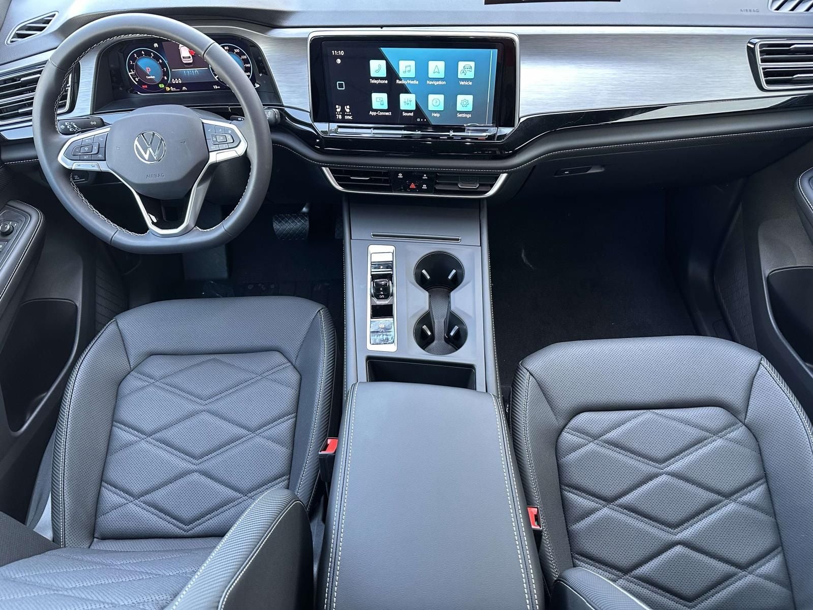2026 Volkswagen Atlas Cross Sport 2.0T SE