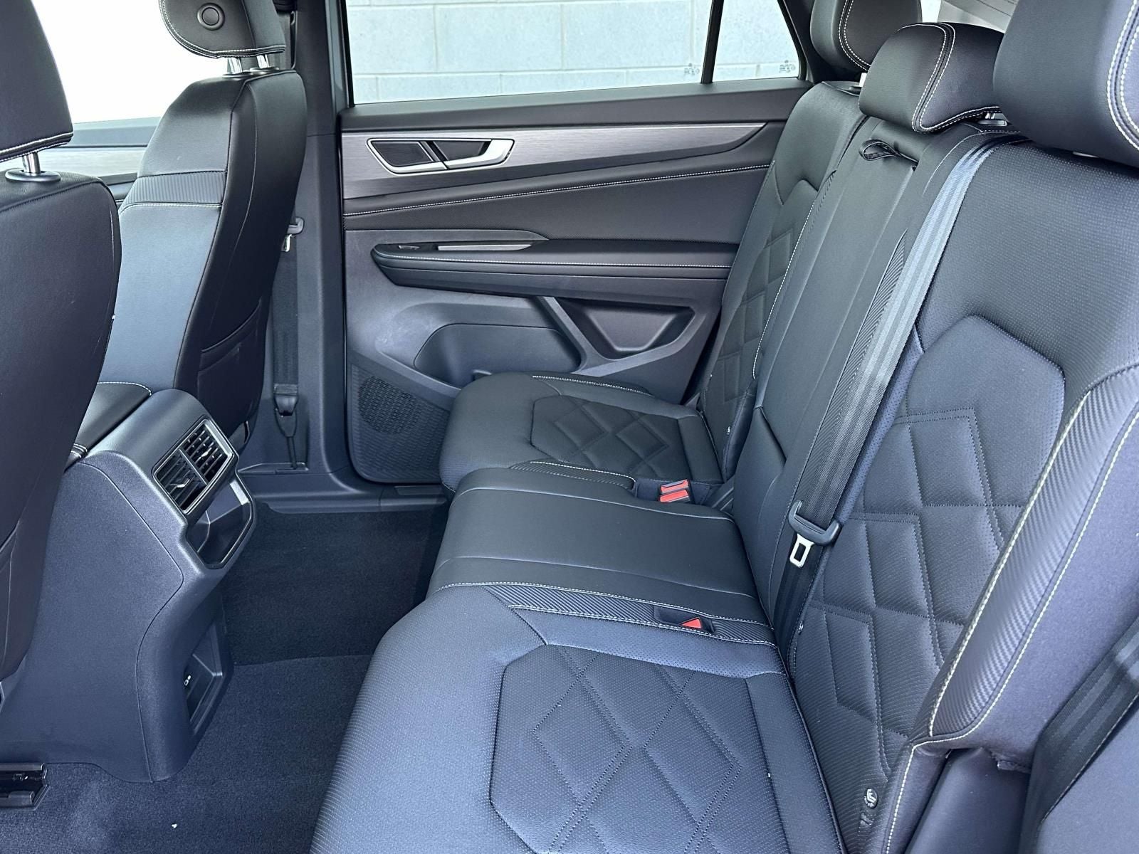 2026 Volkswagen Atlas Cross Sport 2.0T SE