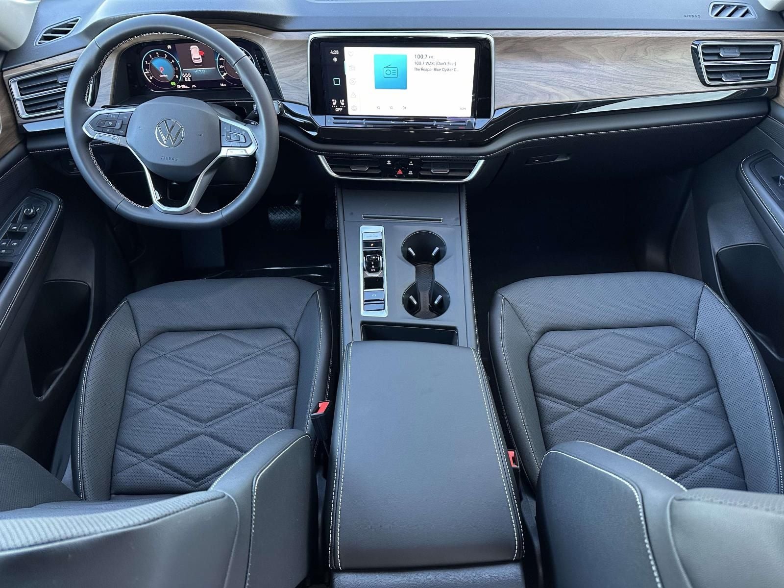 2026 Volkswagen Atlas 2.0T SE