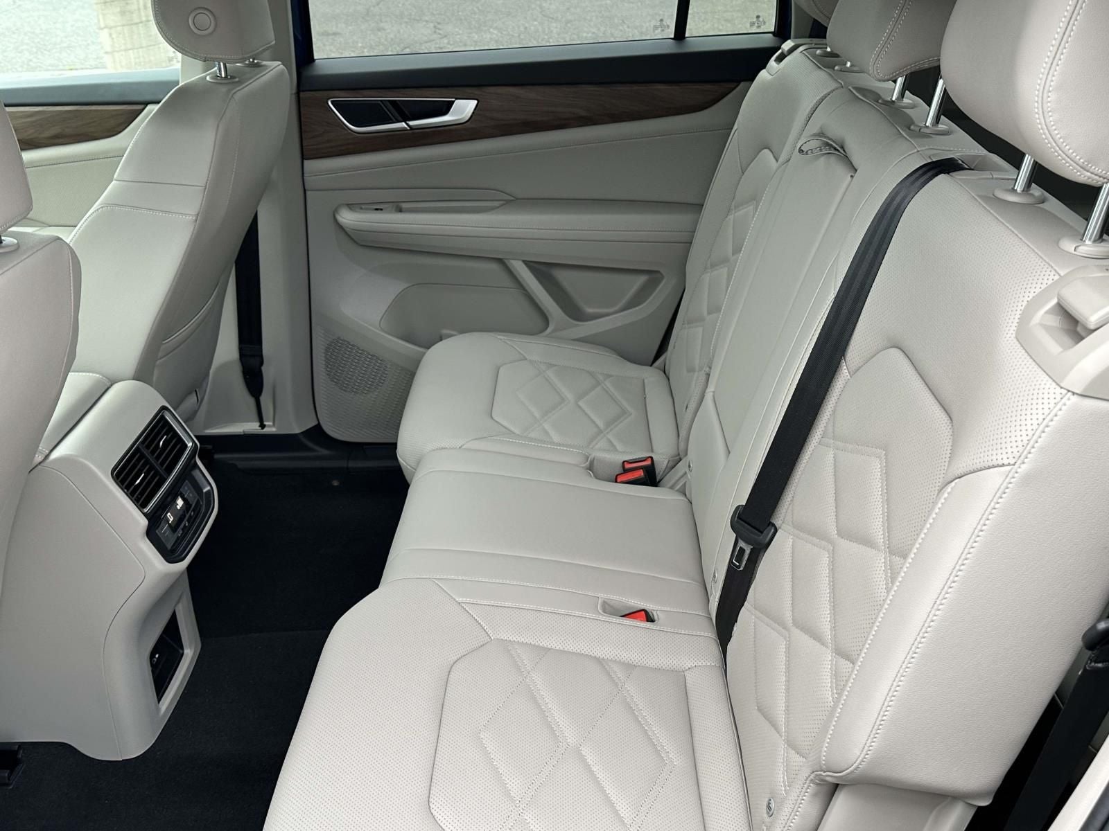2026 Volkswagen Atlas 2.0T SE