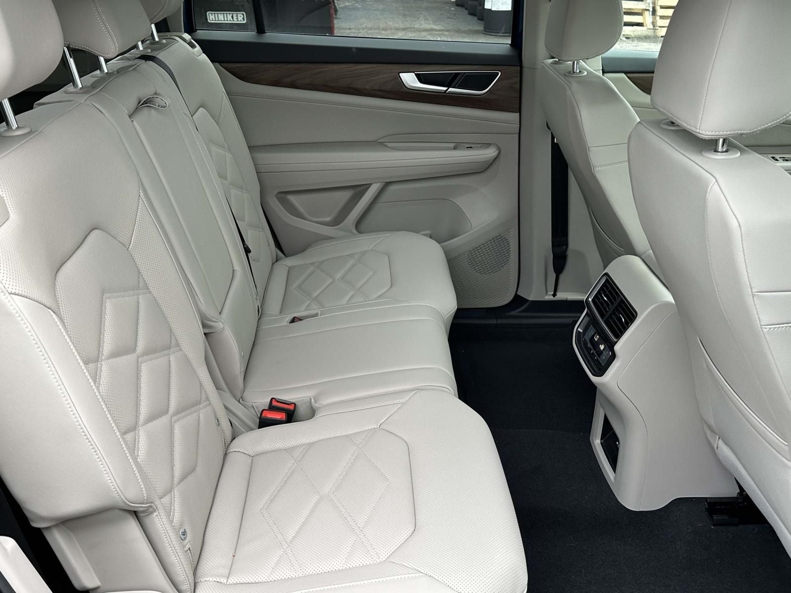 2026 Volkswagen Atlas 2.0T SE