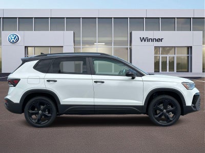 2026 Volkswagen Taos 1.5T SE Black