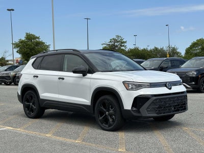 2026 Volkswagen Taos 1.5T SE Black