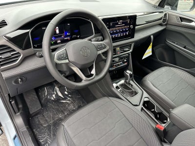 2026 Volkswagen Taos 1.5T SE Black