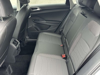 2026 Volkswagen Taos 1.5T SE Black