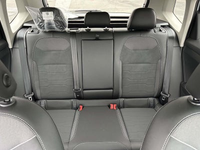 2026 Volkswagen Taos 1.5T SE Black