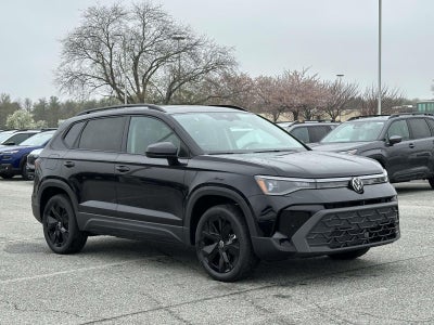 2026 Volkswagen Taos 1.5T SE Black