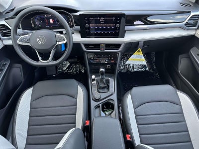 2026 Volkswagen Taos 1.5T SEL