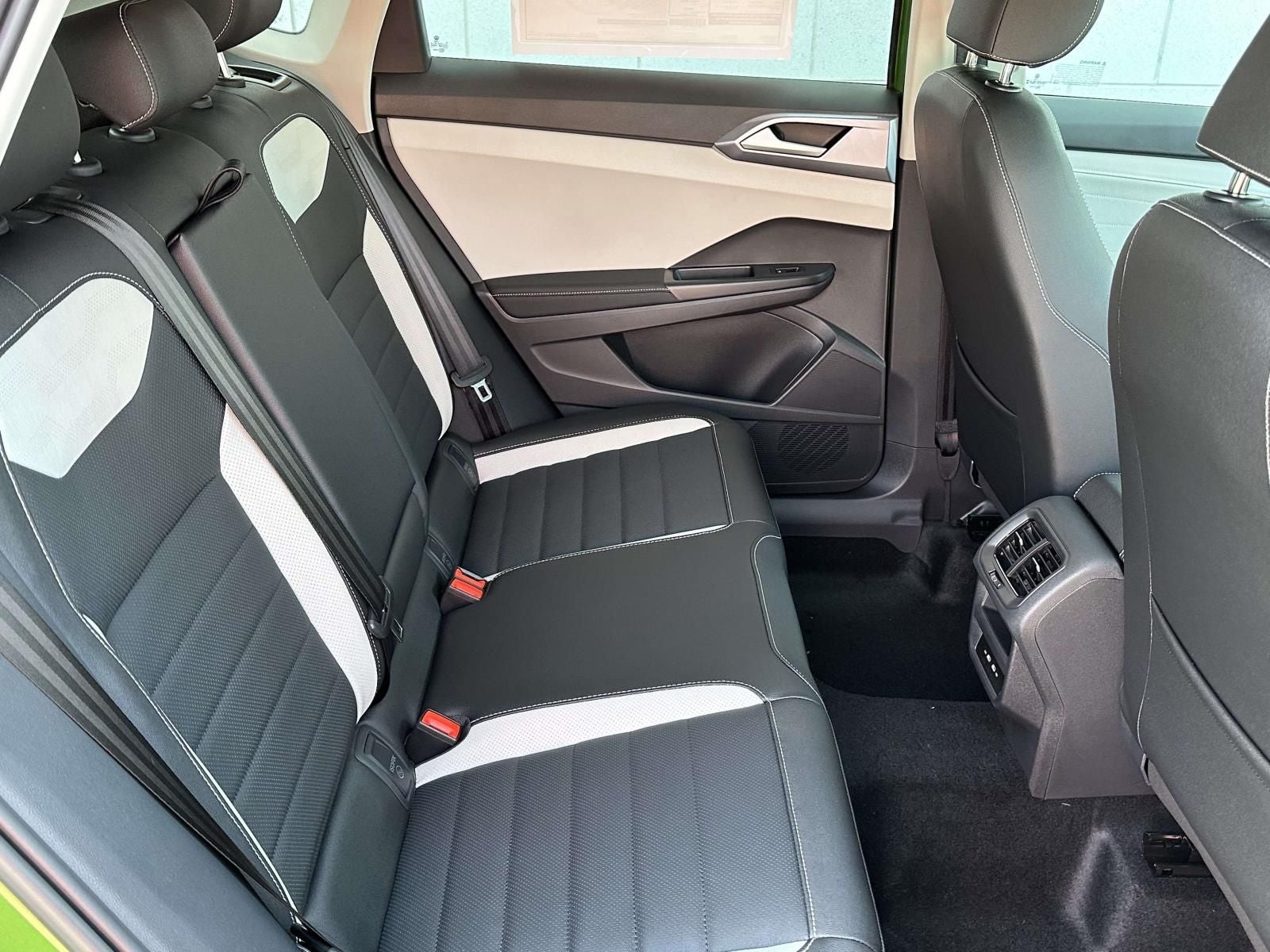 2026 Volkswagen Taos 1.5T SEL