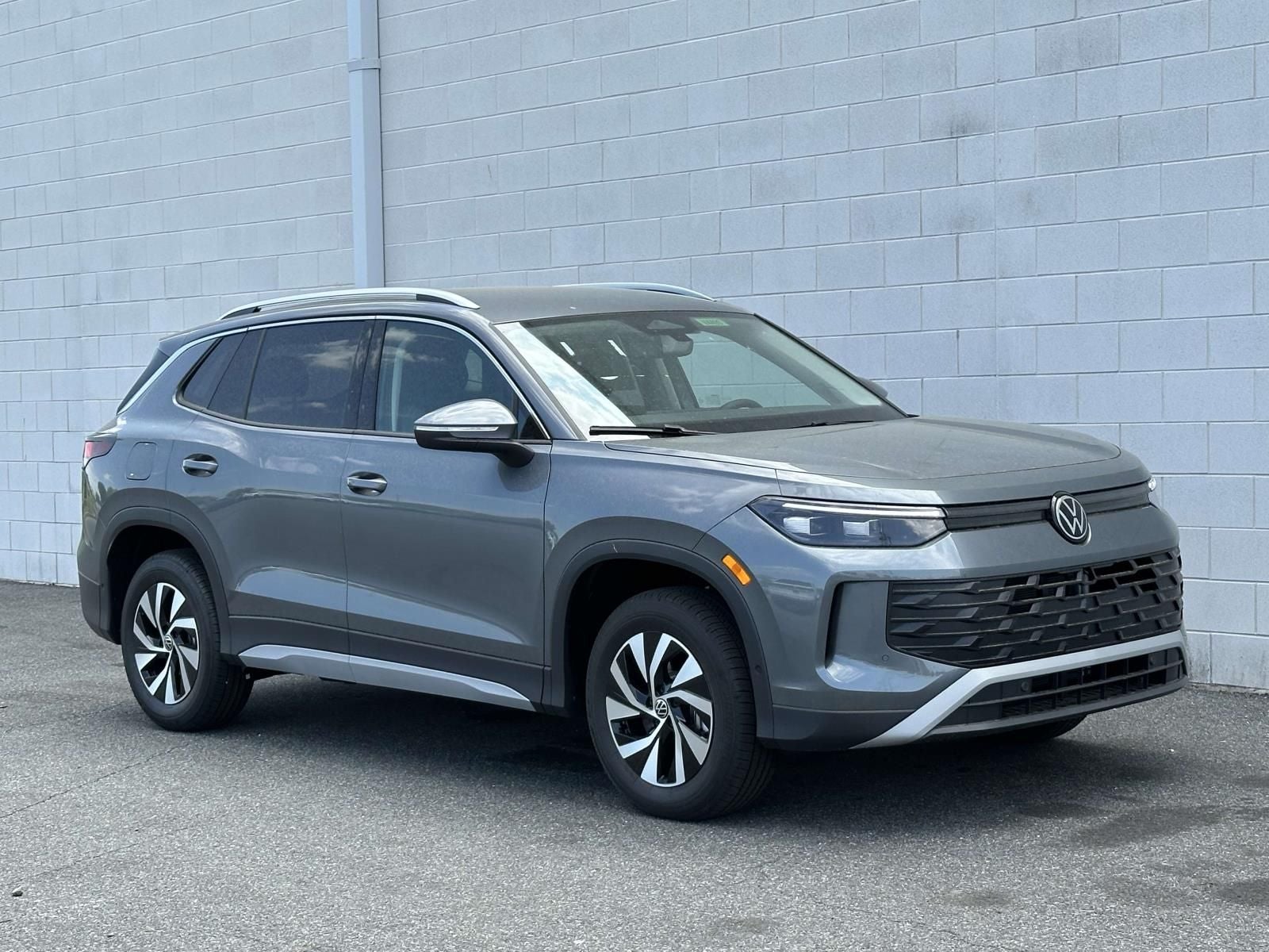 2026 Volkswagen Tiguan 2.0T S