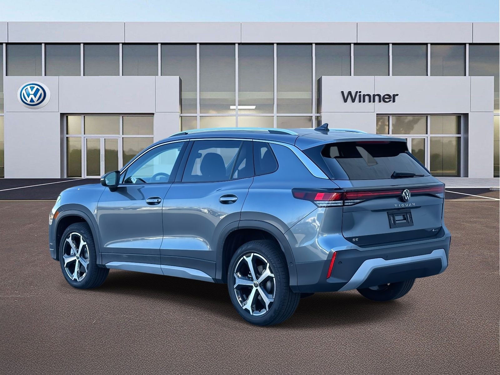 2026 Volkswagen Tiguan 2.0T SE