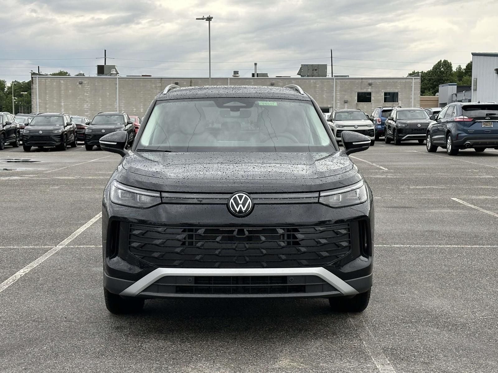 2026 Volkswagen Tiguan 2.0T SE