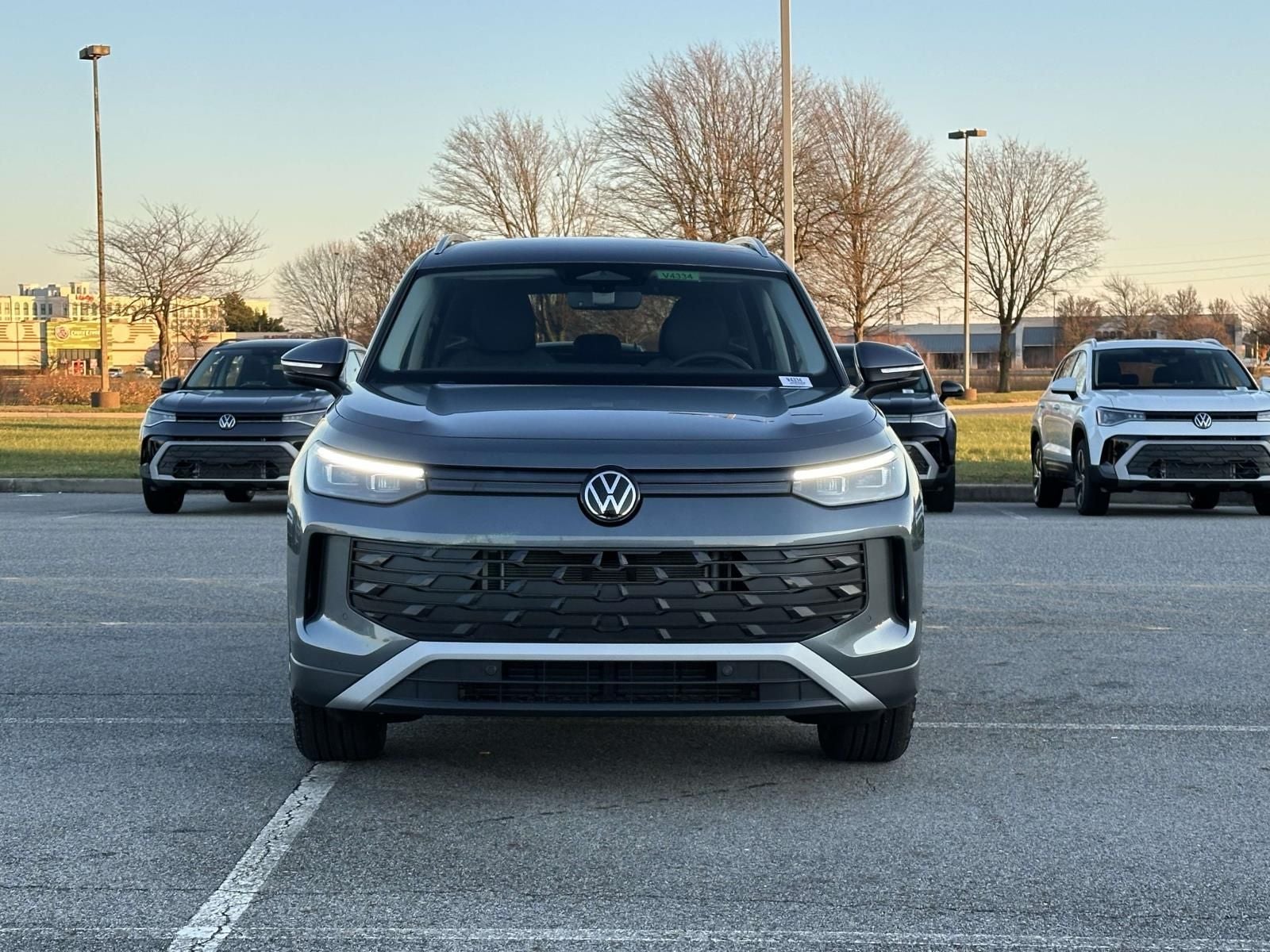 2026 Volkswagen Tiguan 2.0T SE