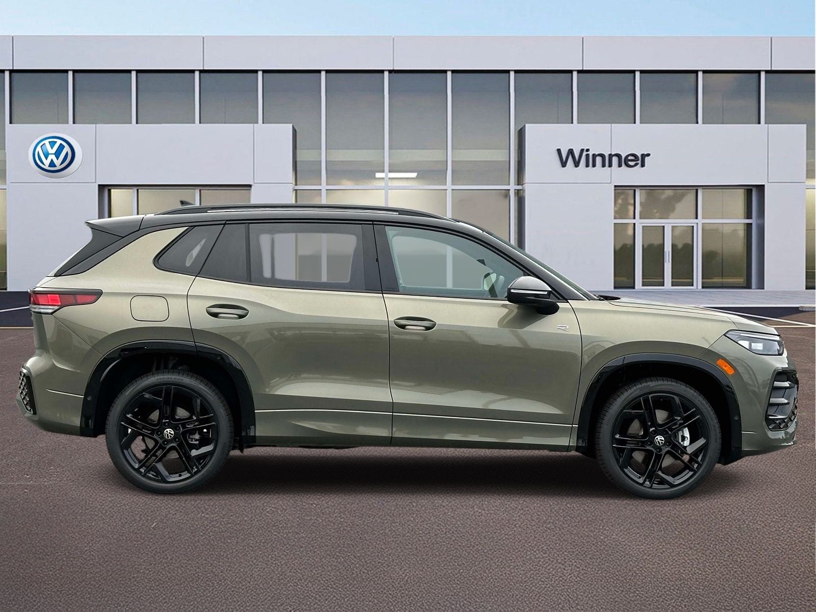 2026 Volkswagen Tiguan 2.0T SE R-Line Black