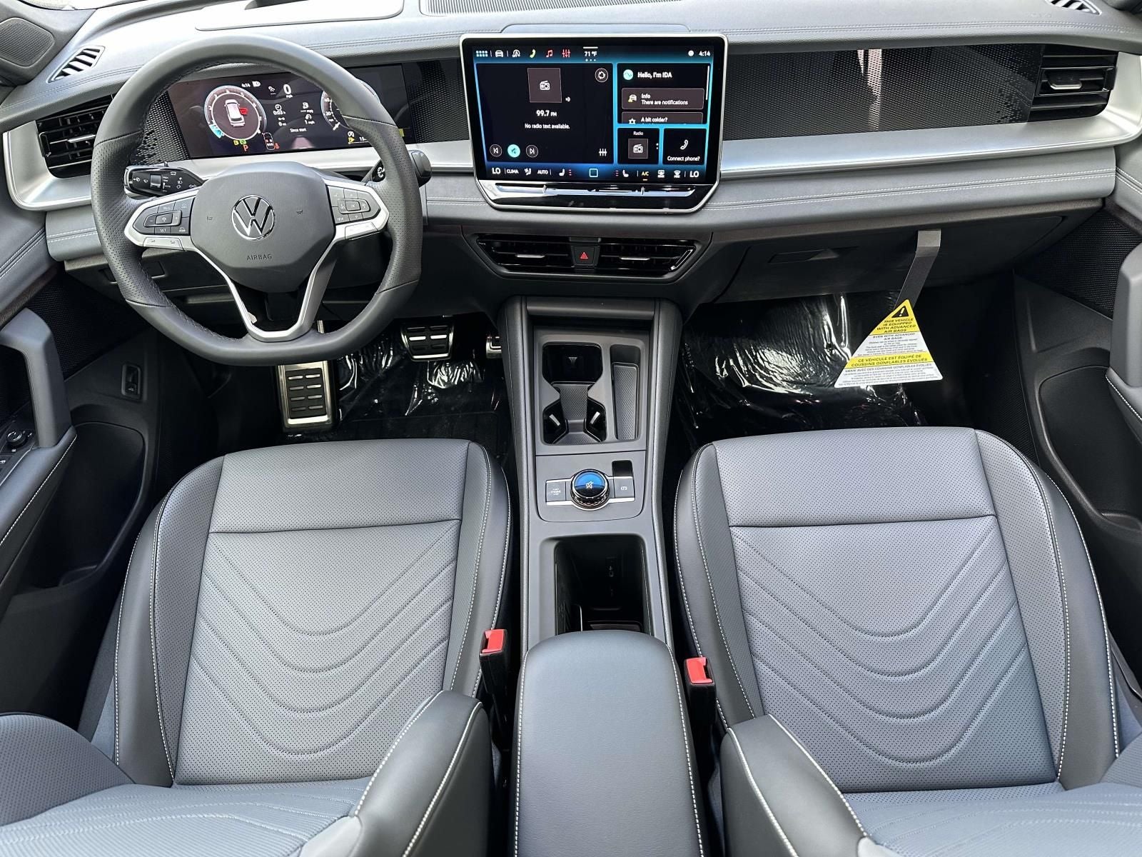 2026 Volkswagen Tiguan 2.0T SE R-Line Black