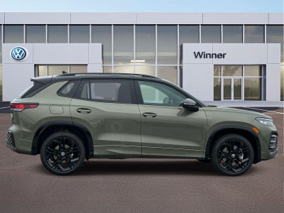 2026 Volkswagen Tiguan 2.0T SE R-Line Black