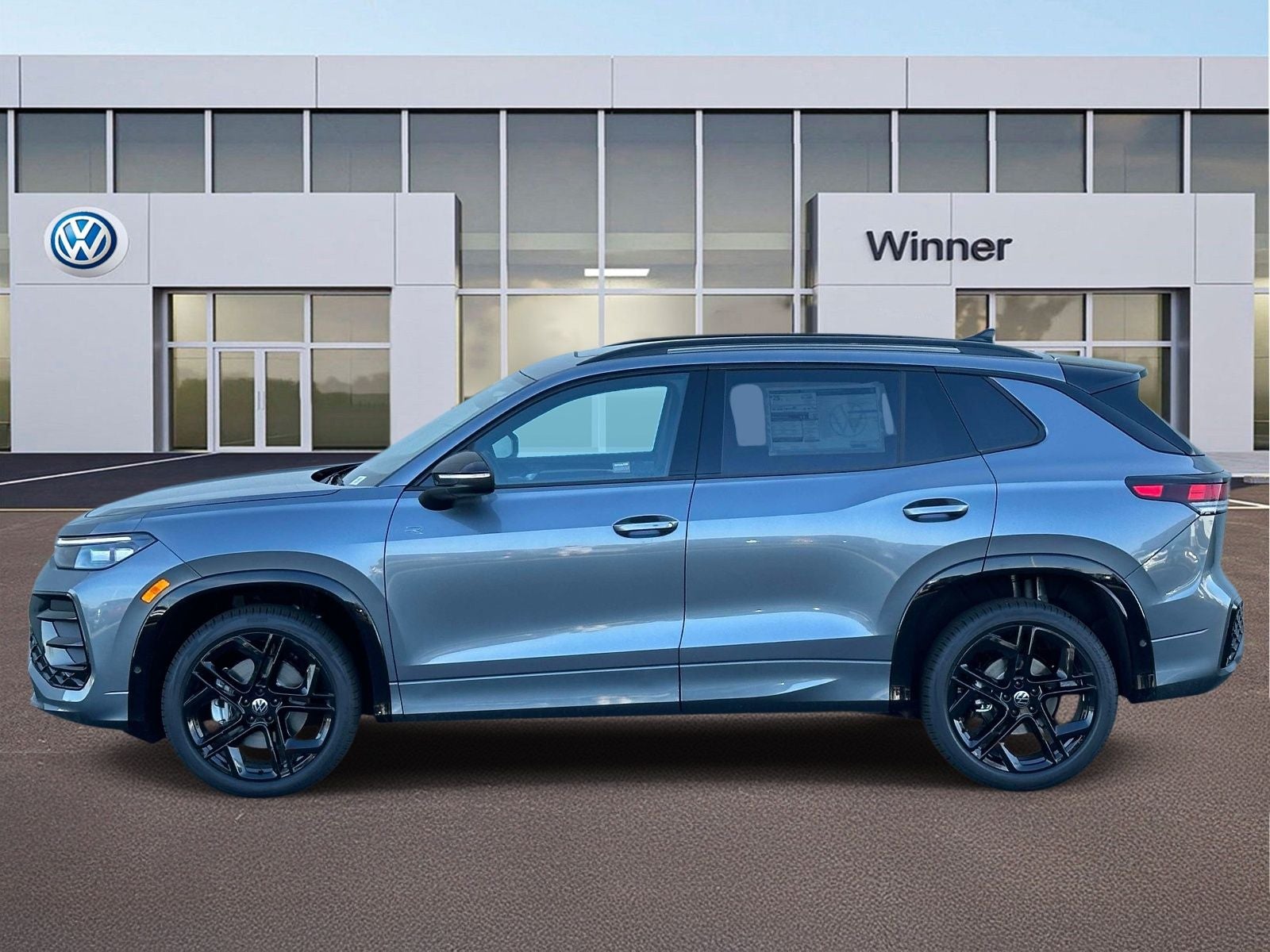 2026 Volkswagen Tiguan 2.0T SE R-Line Black
