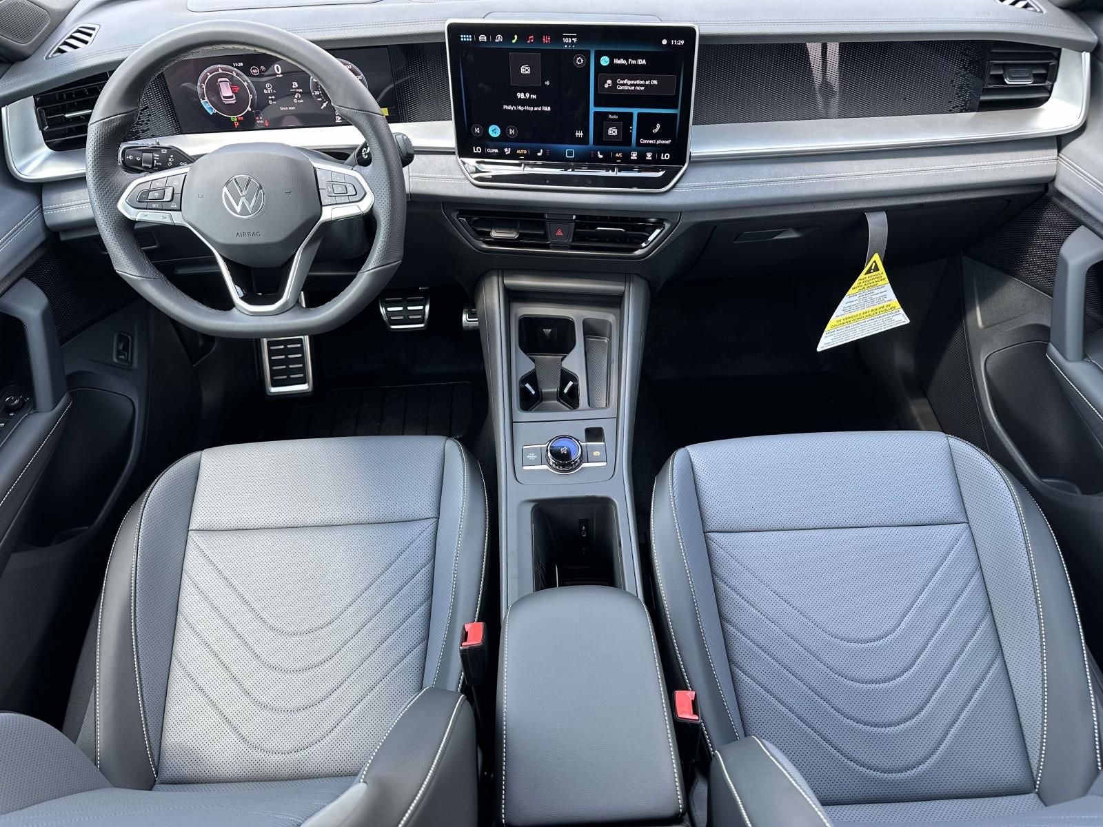 2026 Volkswagen Tiguan 2.0T SE R-Line Black