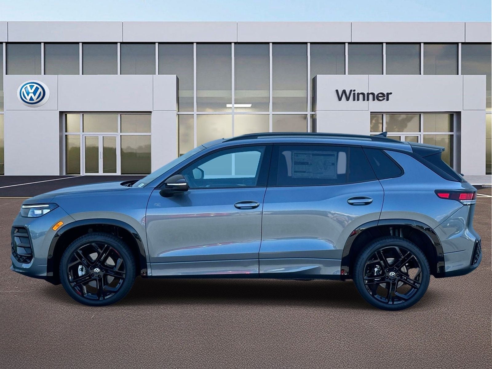 2026 Volkswagen Tiguan 2.0T SE R-Line Black