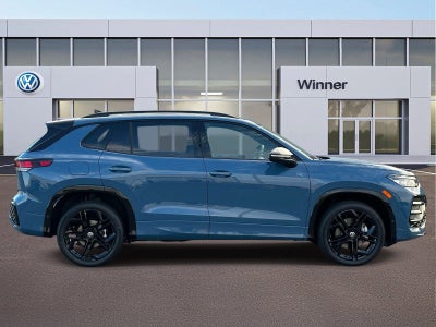 2026 Volkswagen Tiguan SE R-Line Black