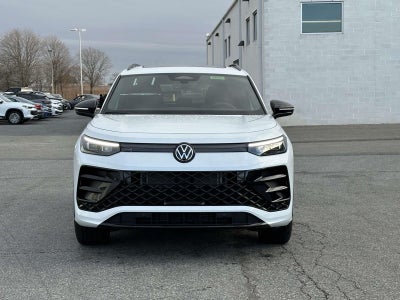 2026 Volkswagen Tiguan 2.0T SE R-Line Black