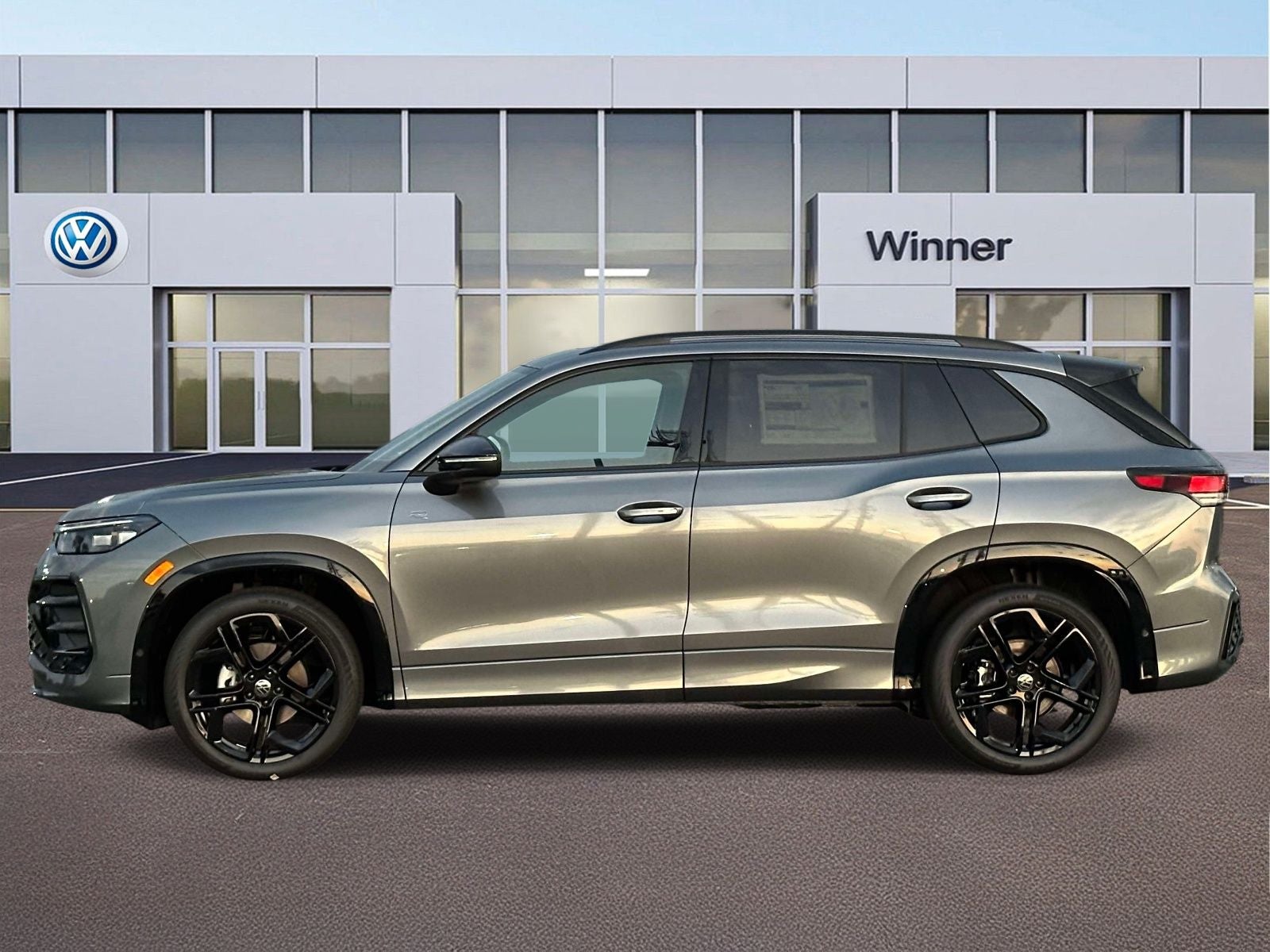 2026 Volkswagen Tiguan 2.0T SE R-Line Black