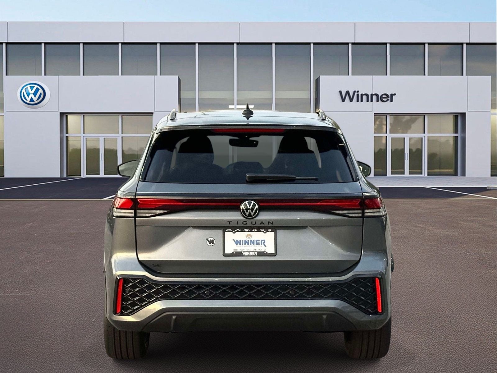 2026 Volkswagen Tiguan 2.0T SE R-Line Black