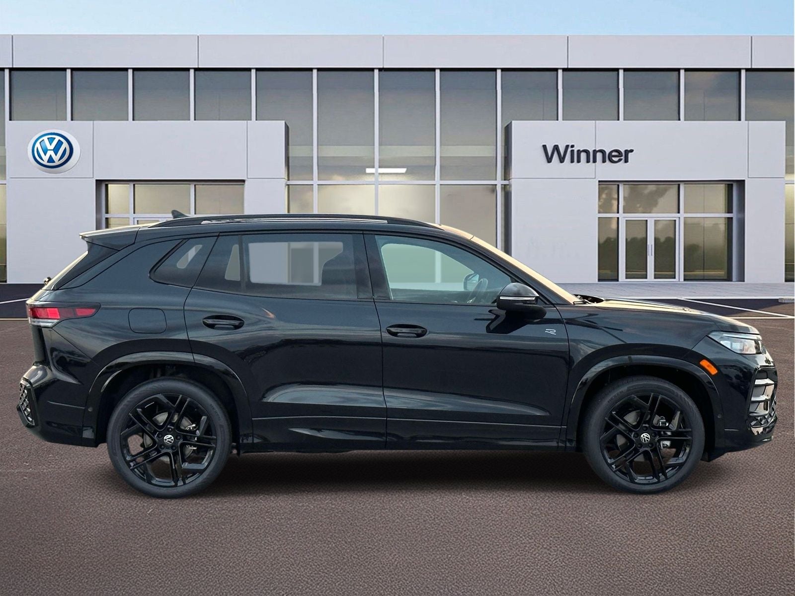 2026 Volkswagen Tiguan 2.0T SE R-Line Black