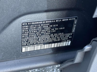 2025 Volkswagen Tiguan 2.0T SE