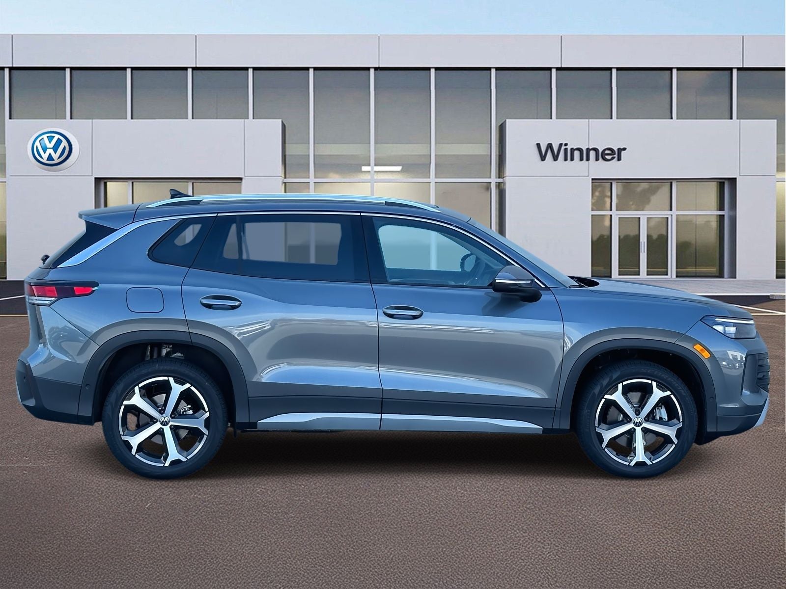 2025 Volkswagen Tiguan 2.0T SE