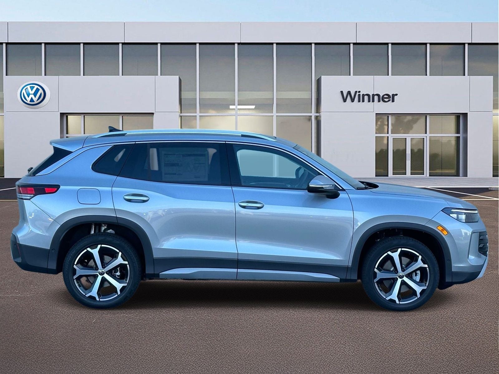 2026 Volkswagen Tiguan 2.0T SE