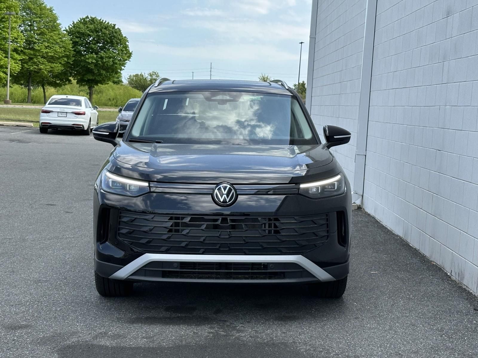 2026 Volkswagen Tiguan 2.0T SE