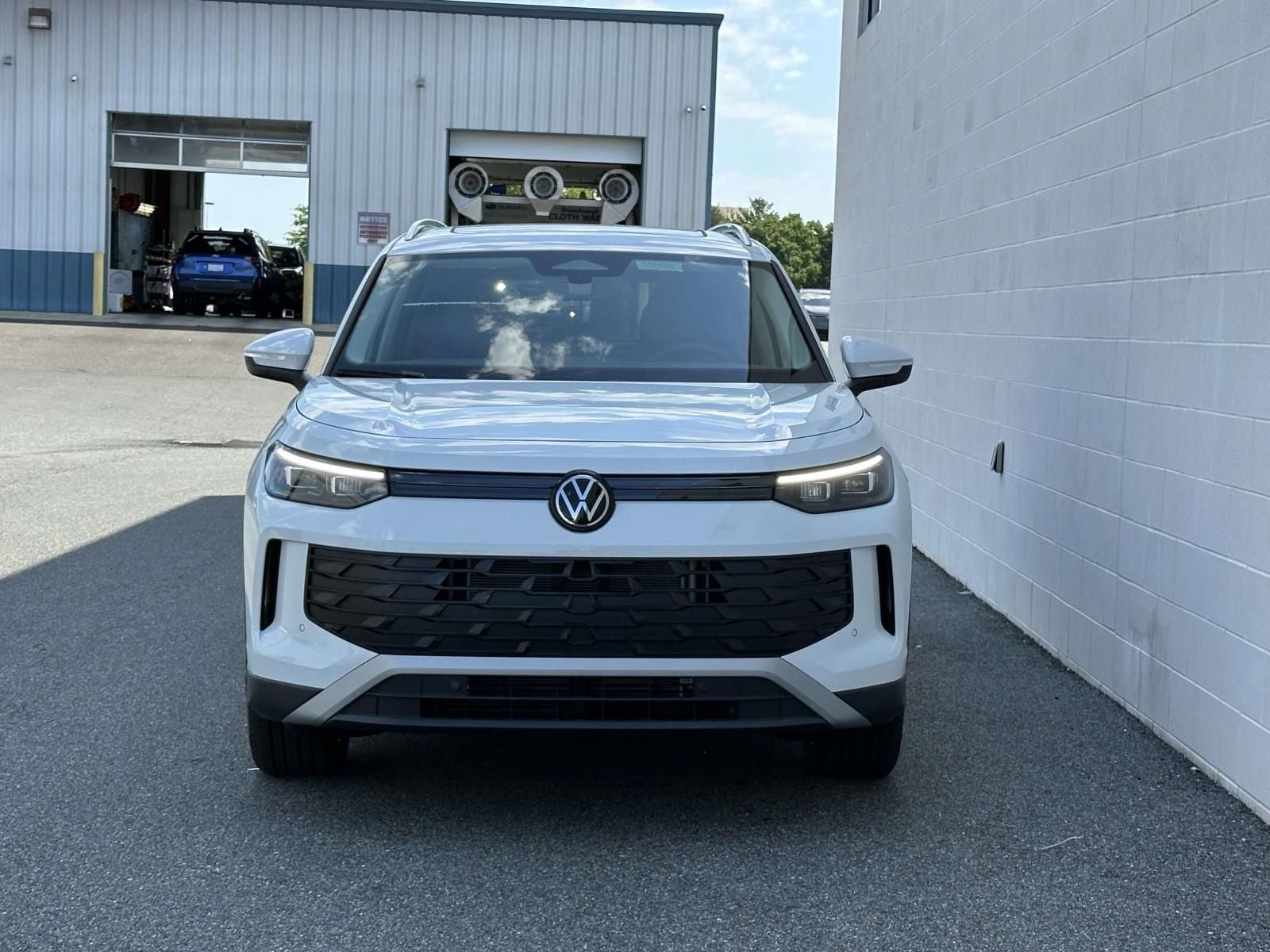 2026 Volkswagen Tiguan 2.0T SE