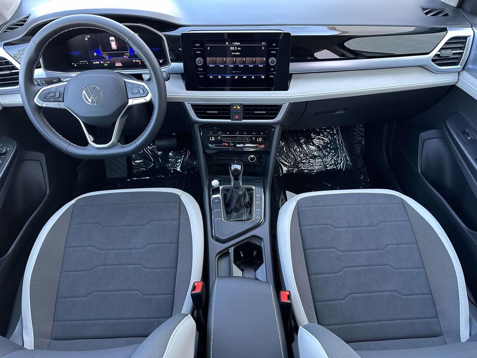 2026 Volkswagen Taos 1.5T SE