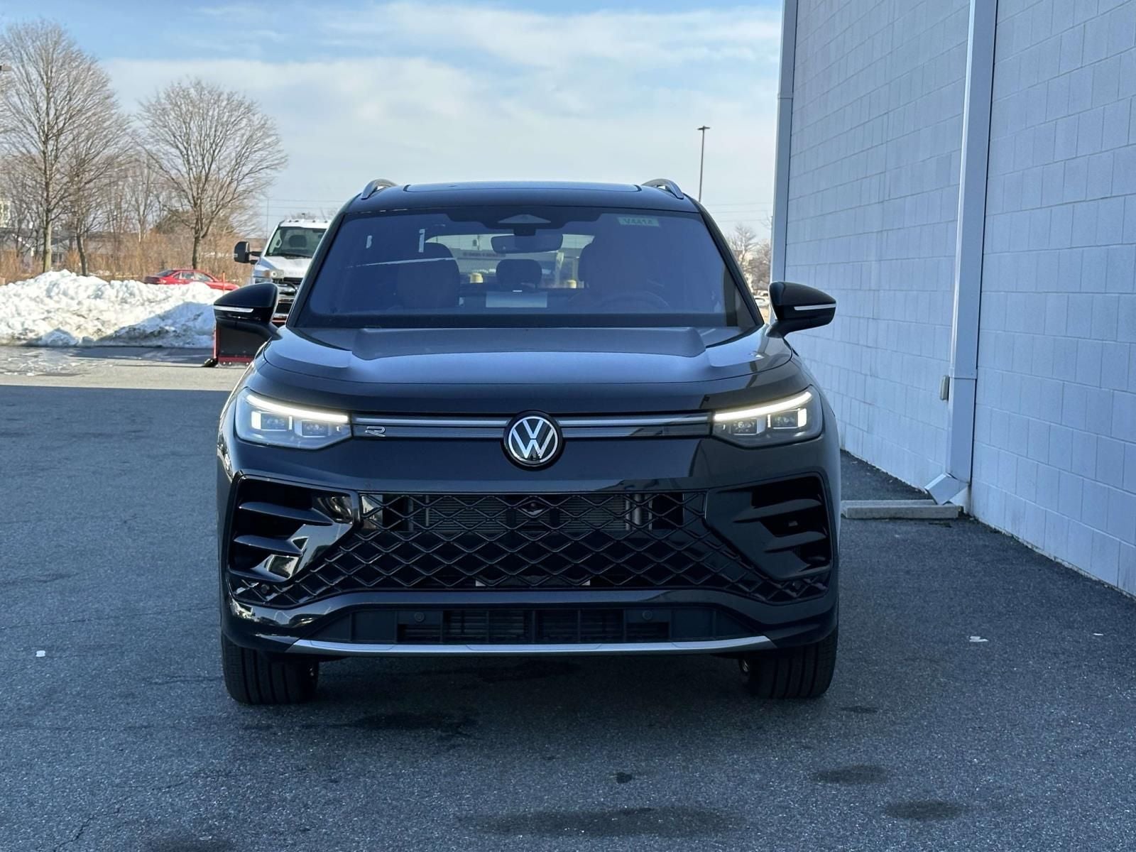 2026 Volkswagen Tiguan 2.0T SEL R-Line Turbo