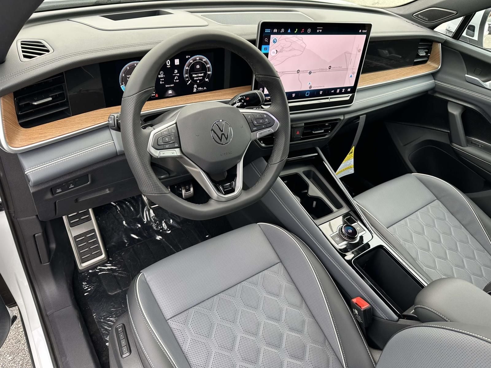 2026 Volkswagen Tiguan 2.0T SEL R-Line Turbo