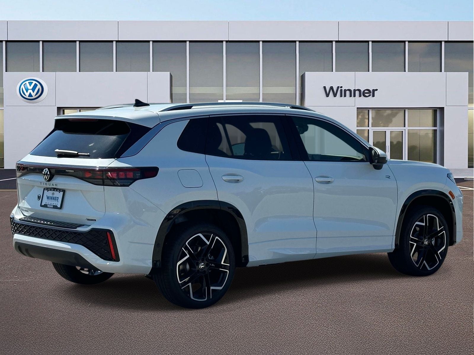 2026 Volkswagen Tiguan 2.0T SEL R-Line Turbo
