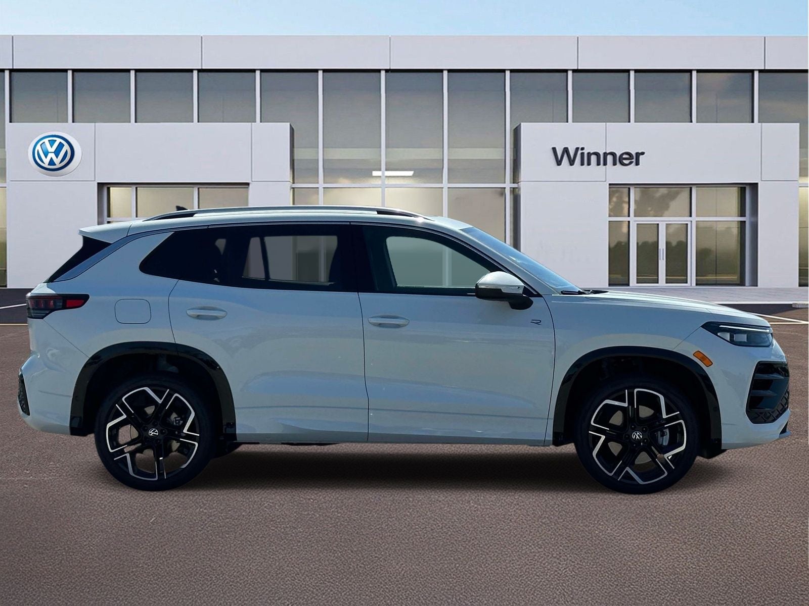2026 Volkswagen Tiguan 2.0T SEL R-Line Turbo
