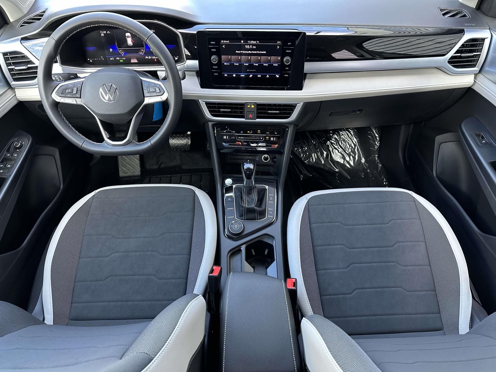 2026 Volkswagen Taos 1.5T SE