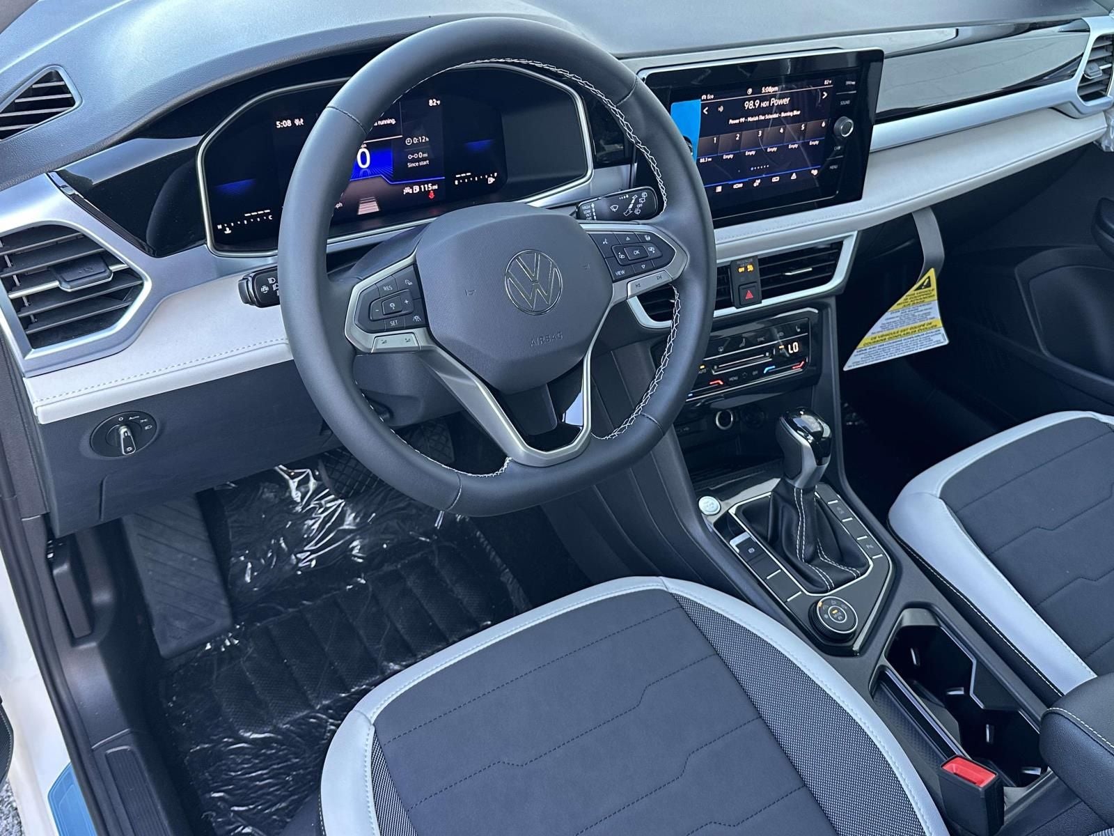 2026 Volkswagen Taos 1.5T SE