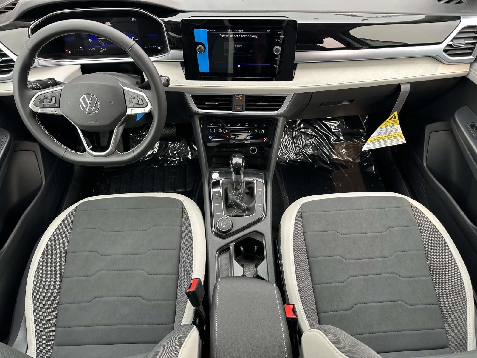 2026 Volkswagen Taos 1.5T SE