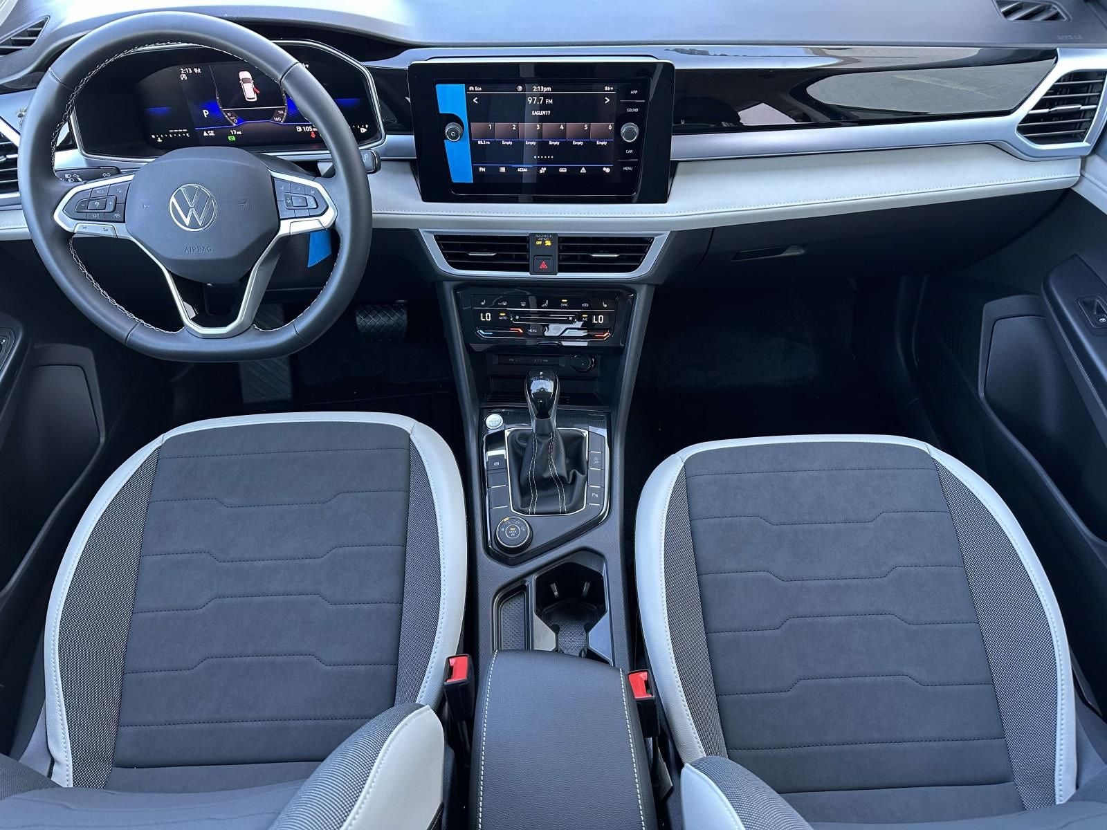 2026 Volkswagen Taos 1.5T SE