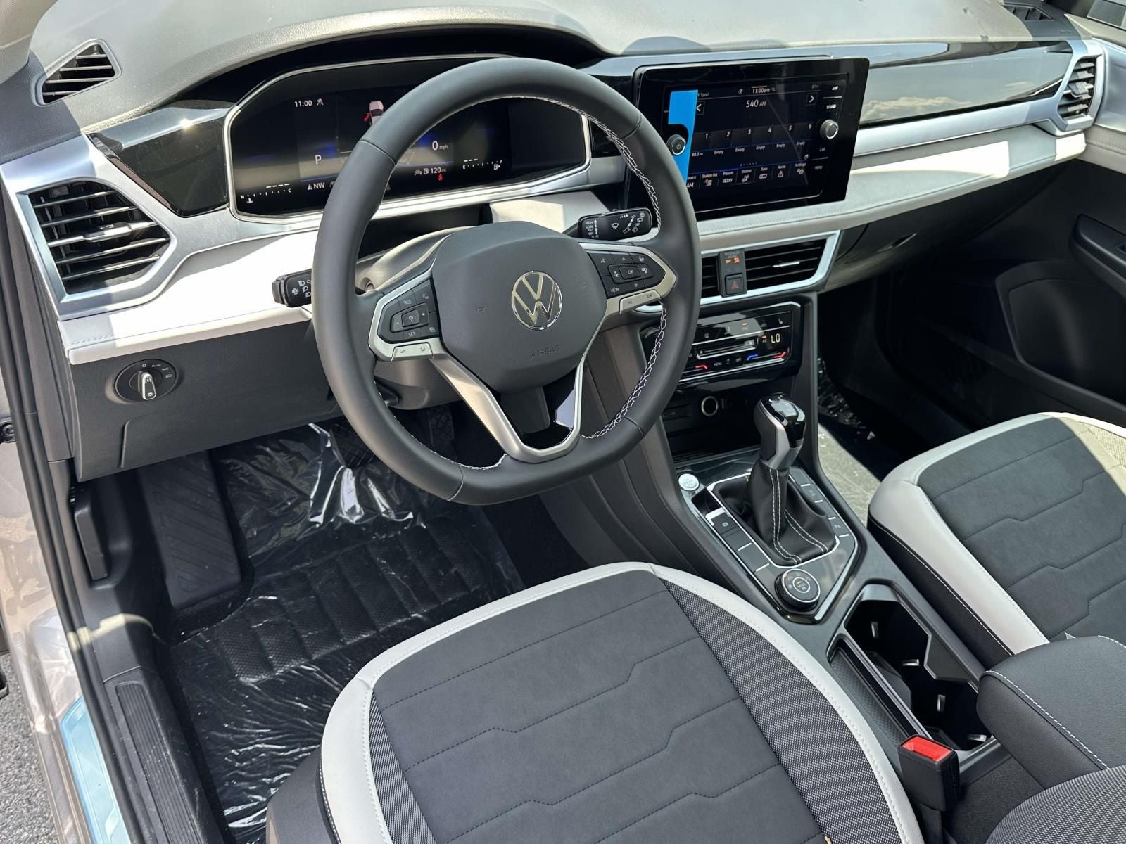 2026 Volkswagen Taos 1.5T SE
