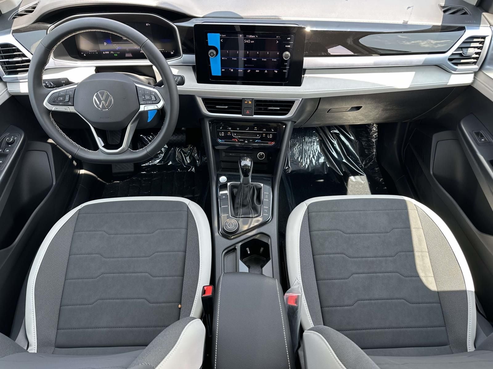 2026 Volkswagen Taos 1.5T SE