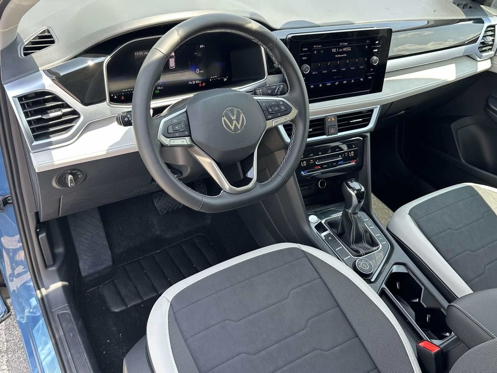 2026 Volkswagen Taos 1.5T SE