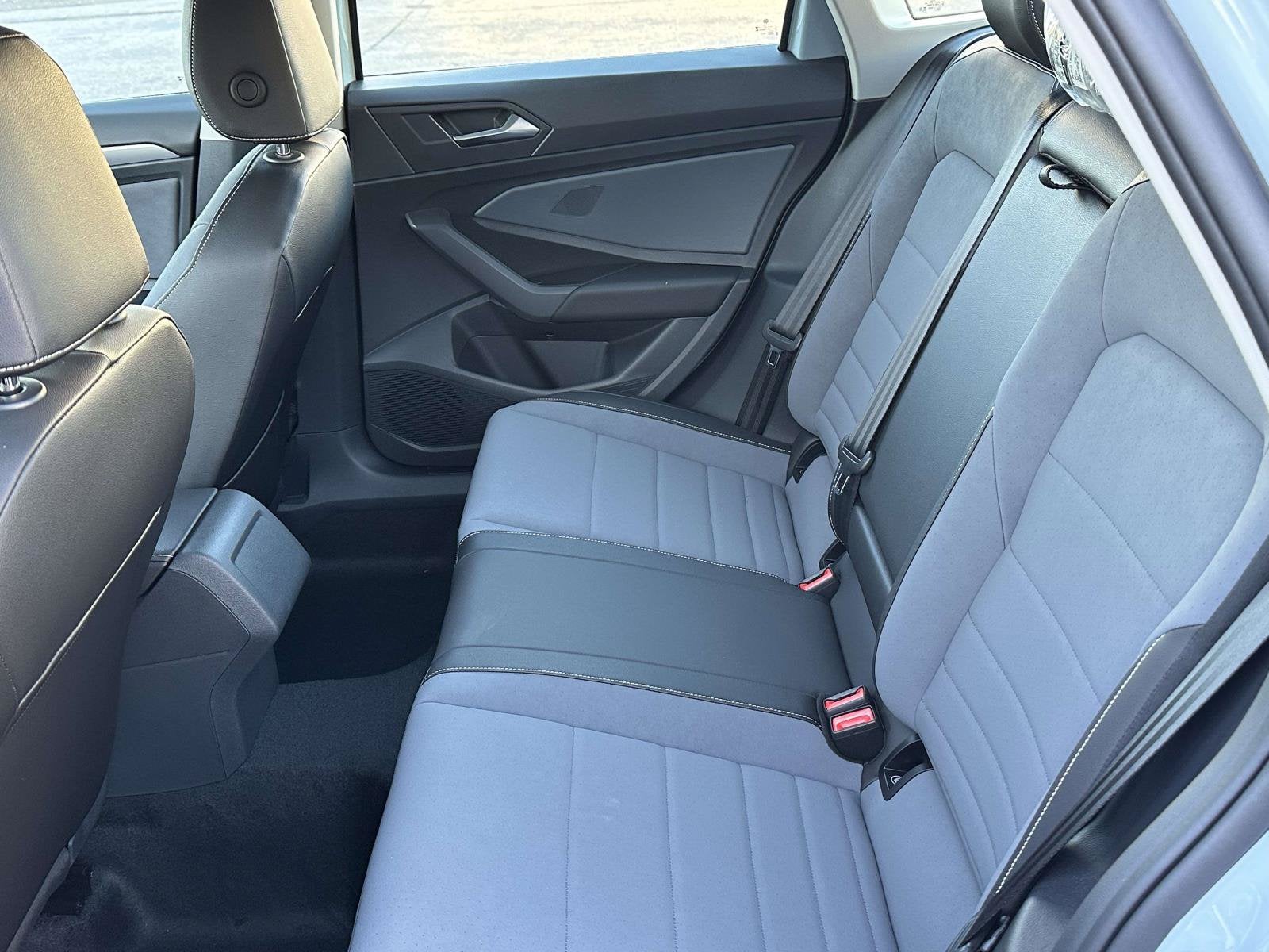 2027 Volkswagen Jetta 1.5T SE