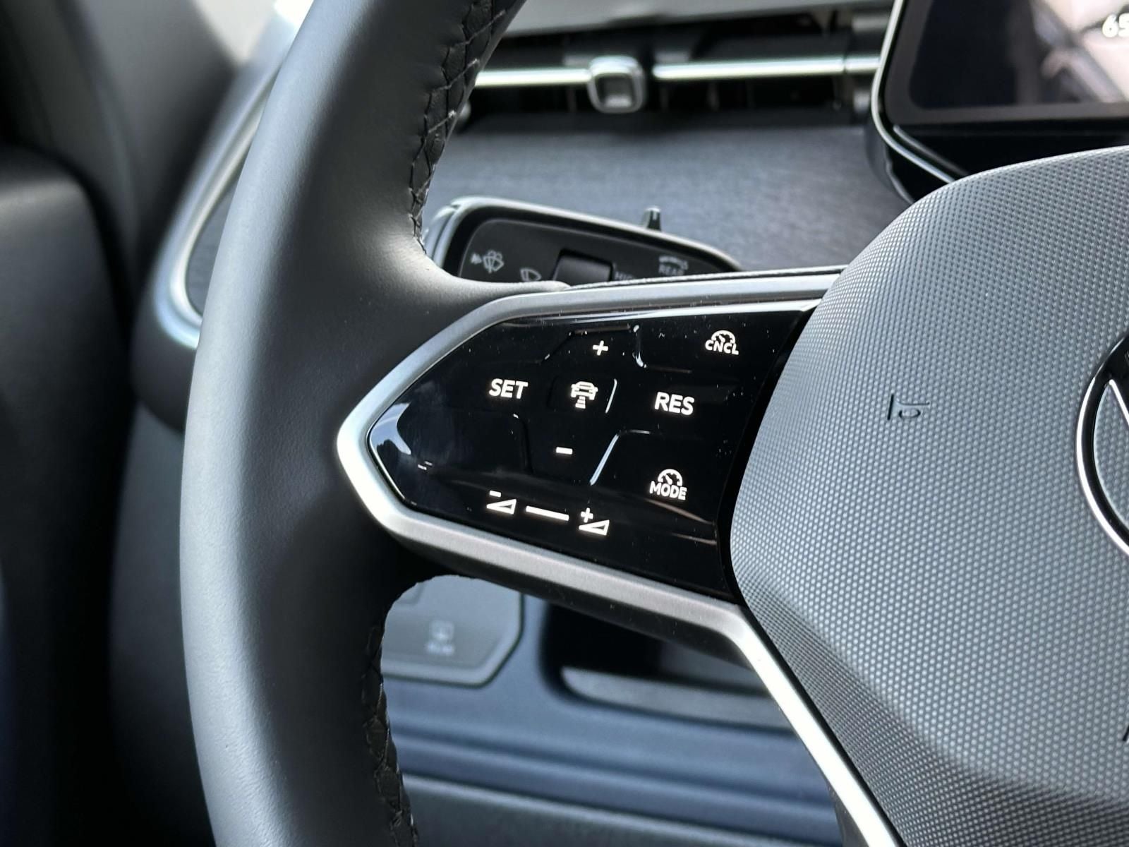 2025 Volkswagen ID. Buzz Pro S