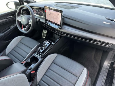 2026 Volkswagen Golf GTI 2.0T SE